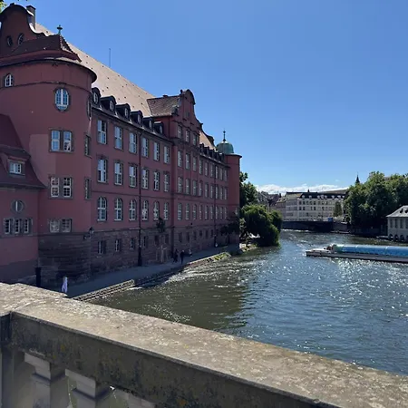 Maison Familiale 4p 10 Min Strasbourg Centre Ferienhaus Schiltigheim